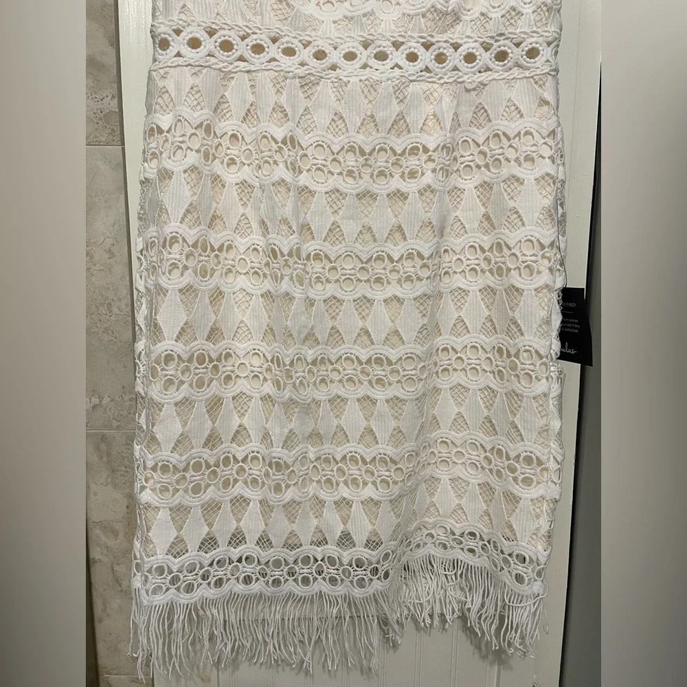 NWT Lulu’s White & Cream Crochet Sleeveless Dress, Size M, Bridal Shower Dress - Picture 10 of 11